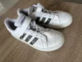 Маратонки adidas 35, снимка 1