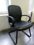 Кожен посетителски/конферентен стол с подлакътници (2 бр.), снимка 1 - Столове за офис - 44974864