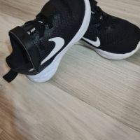 Детски маратонки nike, снимка 1 - Детски маратонки - 45316685