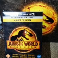 Jurassic World 6-Movie Collection - 4K Blu-ray + Giftset - Колекция Джурасик свят + статуетка, снимка 7 - Blu-Ray филми - 44595879