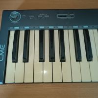 midi контролер "CME M-Key V2", снимка 2 - Синтезатори - 45751911