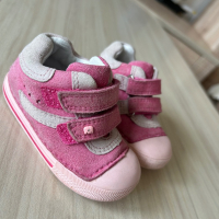 Бебешки и детски обувки за момче и момиче, снимка 9 - Детски обувки - 44954868