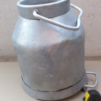 алуминиев гюм за мляко - 35 литра , снимка 2 - Антикварни и старинни предмети - 44993344