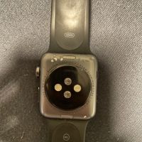 Apple Watch Series 3 42mm, снимка 6 - Смарт часовници - 45539440