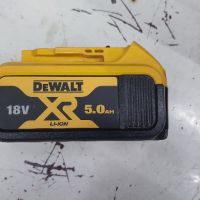 Батерия DeWalt 5Ah, снимка 2 - Винтоверти - 45519874
