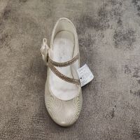 Детски елегантни обувки с токче в златисто /Б69, снимка 3 - Детски обувки - 45450538