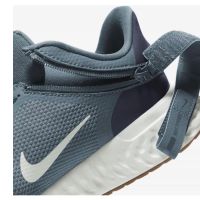 маратонки Nike Revolution 5 FlyEase Extra Wide 'Ozone Blue' номер 47, снимка 4 - Маратонки - 45751886