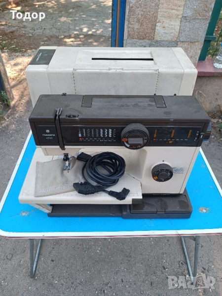 Шевна машина Husqvarna 4530, снимка 1