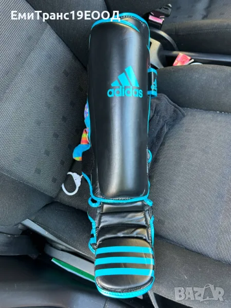 Оригинални протектори на Адидас за кикбокс , снимка 1