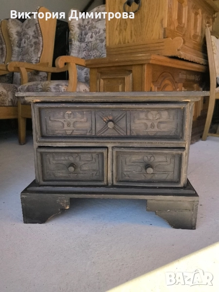 Автентично шкафче Мапуче, снимка 1