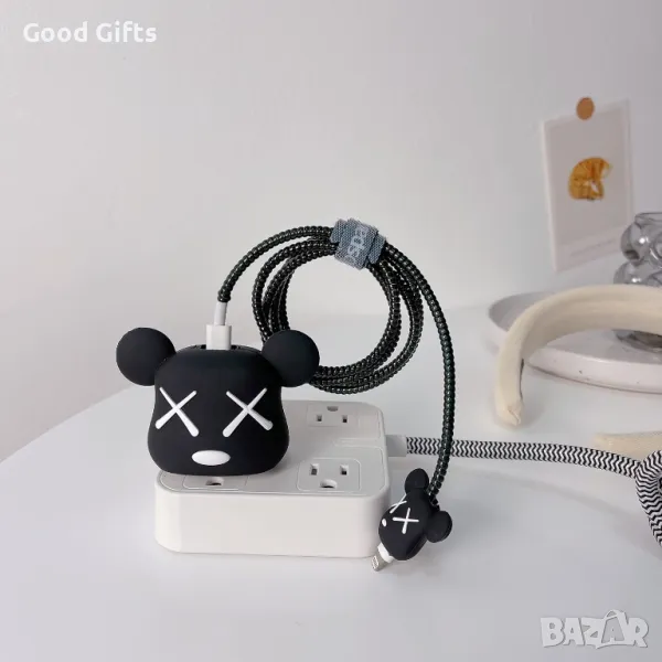 Защитен кейс за зарядно устройство Мече, Черно, снимка 1