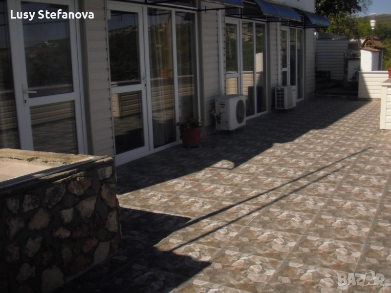  къща на 4 етажа в Балчик 5 минути от морето, снимка 1