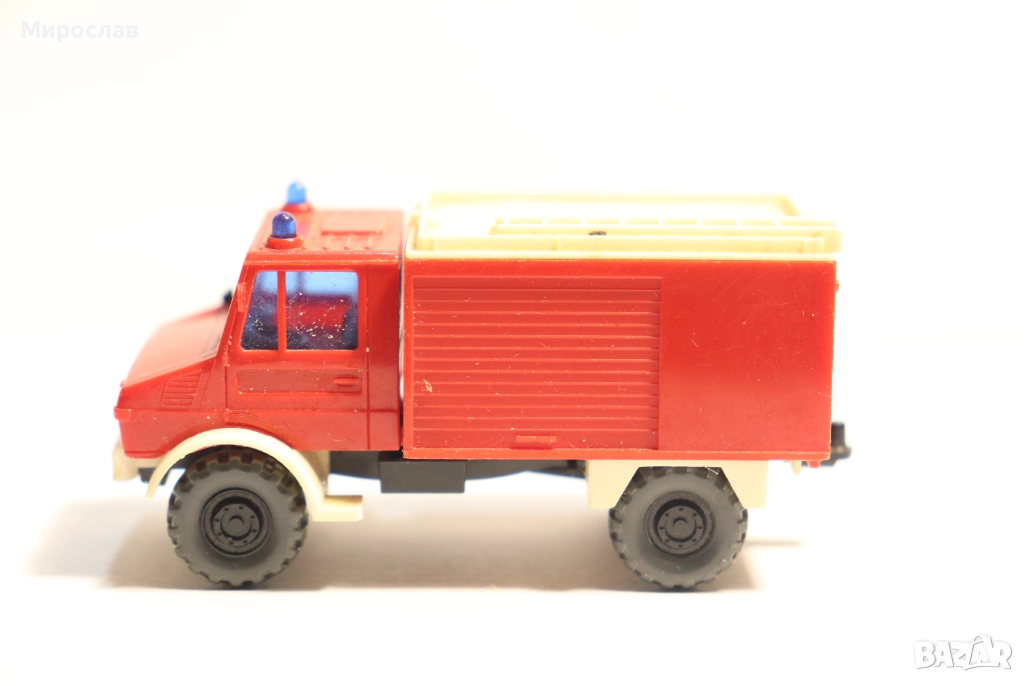 	WIKING 1:87 H0 MERCEDES ПОЖАРНА МОДЕЛ КОЛИЧКА, снимка 1