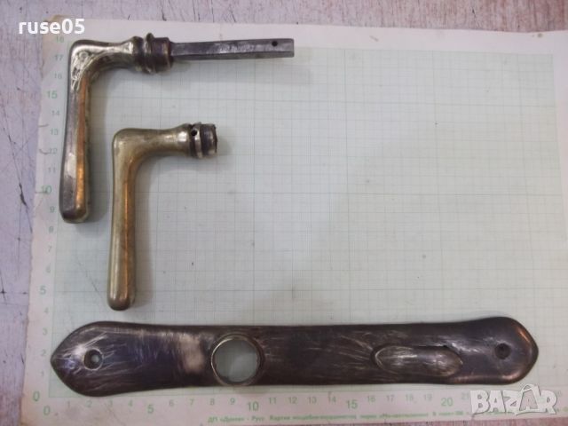 Дръжки и шилд бронзови стари за брава, снимка 1 - Колекции - 46104648