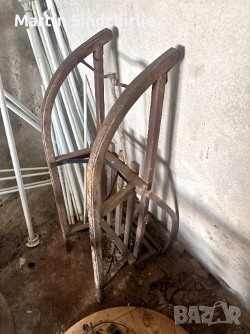 Ретро дървена шейна – винтидж декорация / използваема