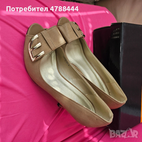 ЕЛЕГАНТНИ ДАМСКИ ОБУВКИ, 39 номер, с панделка и златна катарама. Високи 6 см ток. , снимка 3 - Маратонки - 54132360