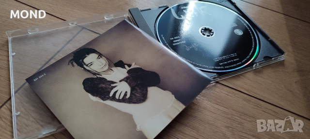 Björk - Debut, снимка 8 - CD дискове - 52857130