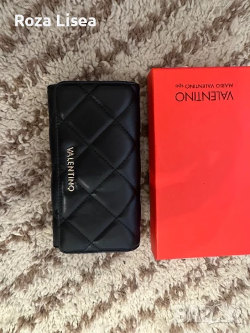 Ново Valentino, снимка 2 - Портфейли, портмонета - 50663307