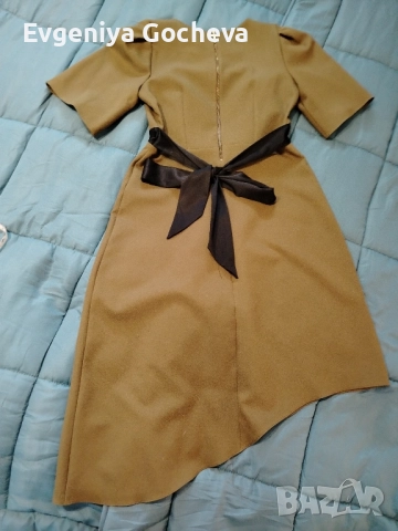 рокля в маслинено зелено Closet London 44 L размер , снимка 2 - Рокли - 52300476