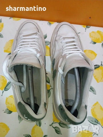 VEJA V12 кожени сникърси N 44, снимка 5 - Маратонки - 53205816