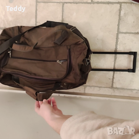 Голяма спортна чанта за пътуване с колелца и дръжка, тип куфар, снимка 6 - Чанти - 52940082