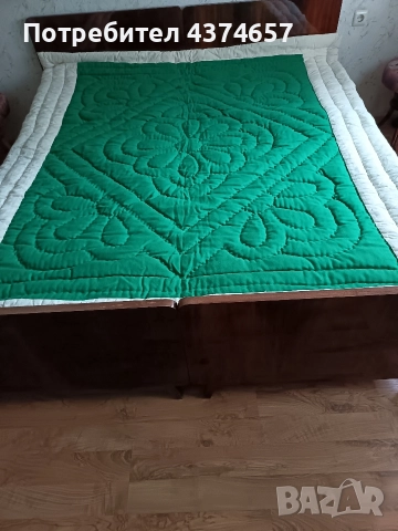 Ръчно шит, вълнен юрган 