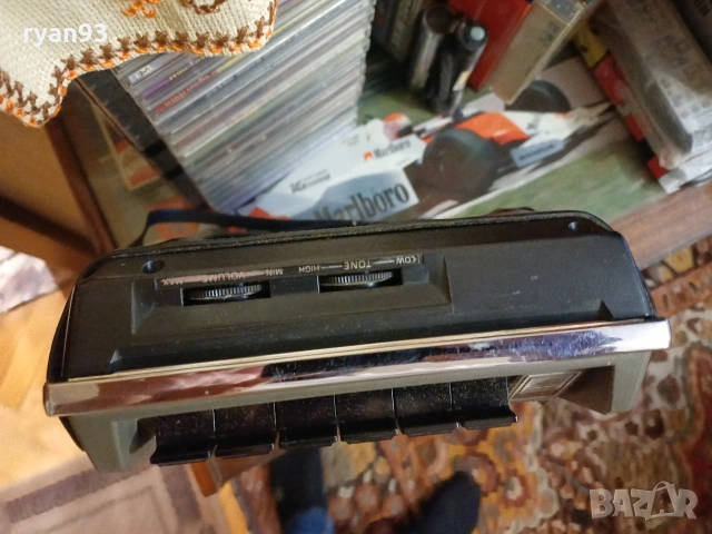 Винтидж преносим касетофон National Panasonic RQ312S, снимка 4 - Друга електроника - 53935158