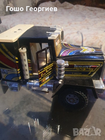 Голям метален камион автовоз, снимка 3 - Колекции - 53902540