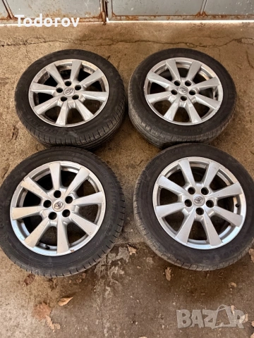 Алуминиеви джанти с гуми за Toyota Avensis 17x7j ET 45