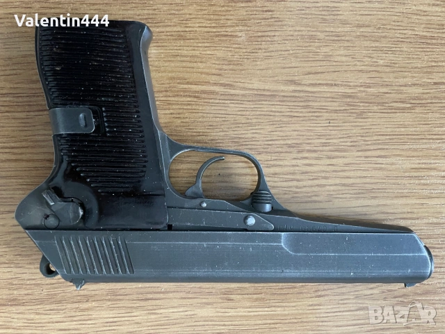 Пистолет „ЧЗ- 52“ – ОБЕЗОПАСЕН/ДЕЗАКТИВИРАН, снимка 10 - Бойно оръжие - 53984038