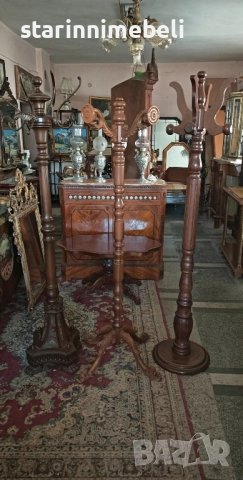 Антични дървени закачалки 