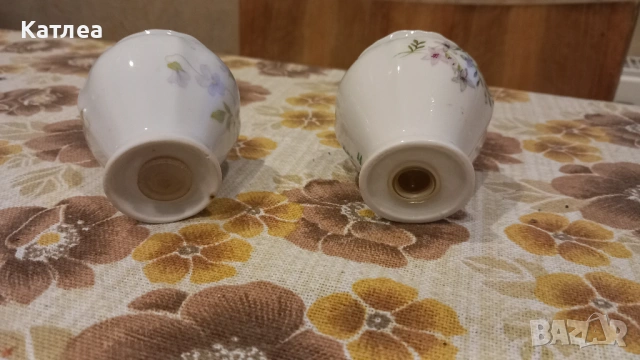 Порцеланова солница , снимка 4 - Аксесоари за кухня - 53701722