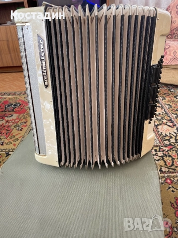 Акордеон Велмайстер 60 баса, снимка 4 - Акордеони - 51920507