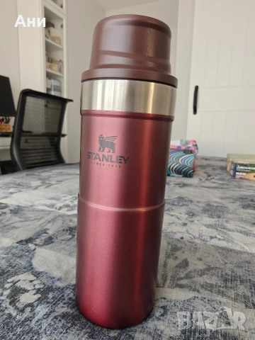 Stanley Trigger Action термуси 354мл, снимка 3 - Спортна екипировка - 53941293