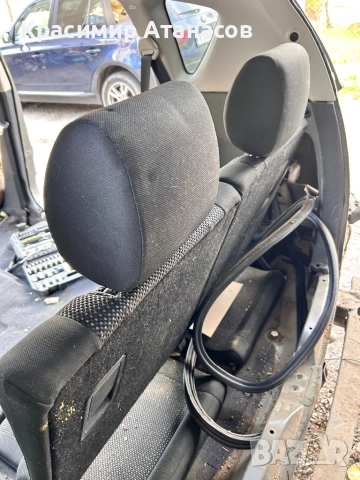 Подглавник седалка задни за Тойота корола версо. 2004-2008г, снимка 2 - Части - 52512842