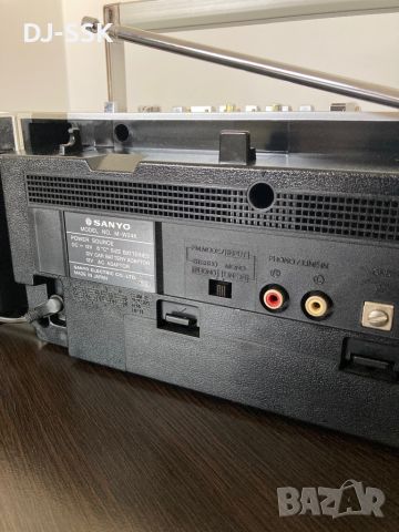 SANYO M-W24K VINTAGE RETRO BOOMBOX Ghetto Blaster радио касетофон, снимка 9 - Радиокасетофони, транзистори - 45699112