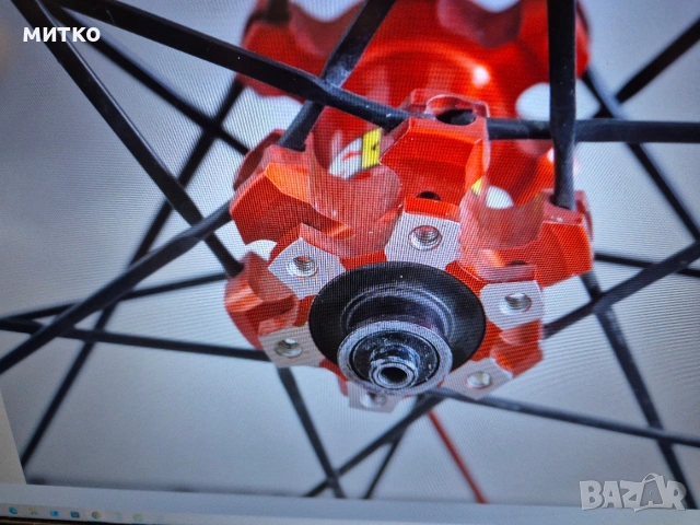 търся ,предна глава mavic slr, снимка 2 - Части за велосипеди - 54278812