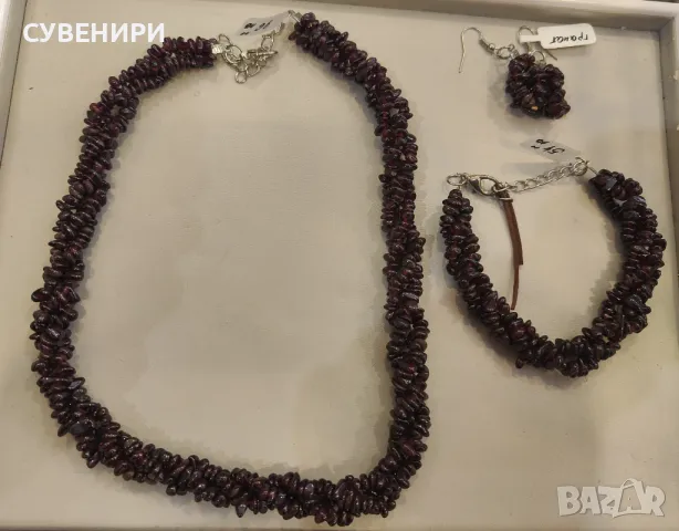 Колие,гривна и обеци от гранат , снимка 1