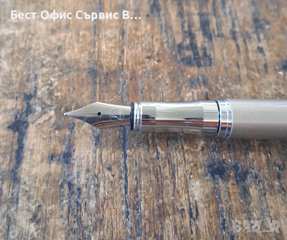 писалка Пеликан Pelikan бежова и сребрист метал в кутия, снимка 6 - Ученически пособия, канцеларски материали - 52217471