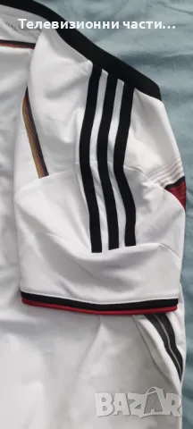 Оригинална женска дамска футболна тениска фланелка на Германия Germany сезон 2014/2015 G76478 Adidas, снимка 13 - Тениски - 50175962