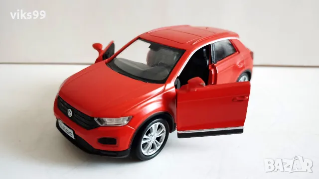  Volkswagen T-ROC RMZ City MAT RED 1:32, снимка 2 - Колекции - 47139133