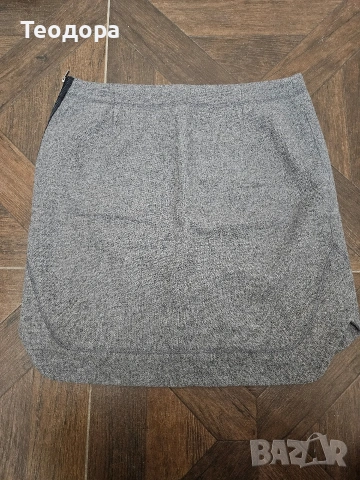 Пола Tommy Hilfiger , снимка 2 - Поли - 53209519