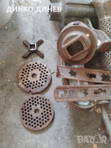 Стара ръчна машинка за мелене, снимка 2 - Други - 51156666