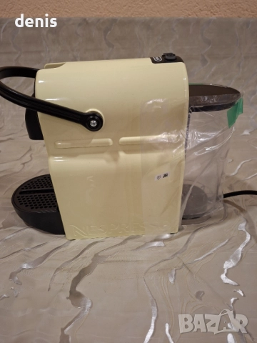 Кафемашина с капсули DeLonghi Nespresso® Inissia EN80.CW, 0.8 л, 1260W, 19 бара, Крем, снимка 3 - Кафемашини - 52878290