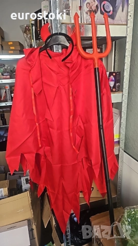 Комплект костюм за Хелоуин Дявол, червен назъбен плащ, рога, червен триъгълен зъбец, косплей костюм, снимка 7 - Костюми - 52136259