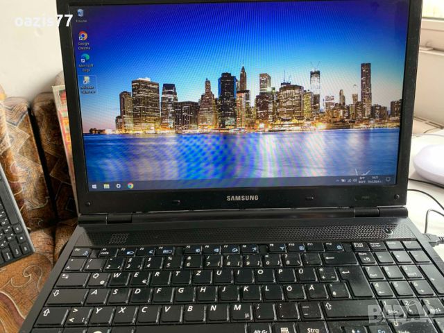 Бързак супер ! Лаптоп 15,6 in   Samsung P580 LED procesor i7,   като НОВ  WIN 11 SSD  120 gb , снимка 5 - Лаптопи за работа - 44551841