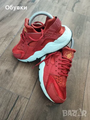 Маратонки Nike Huarache, снимка 3 - Маратонки - 47035164