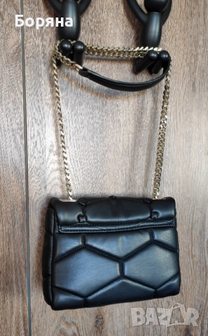 Zara мала кожена черна чанта, снимка 14 - Чанти - 52238234