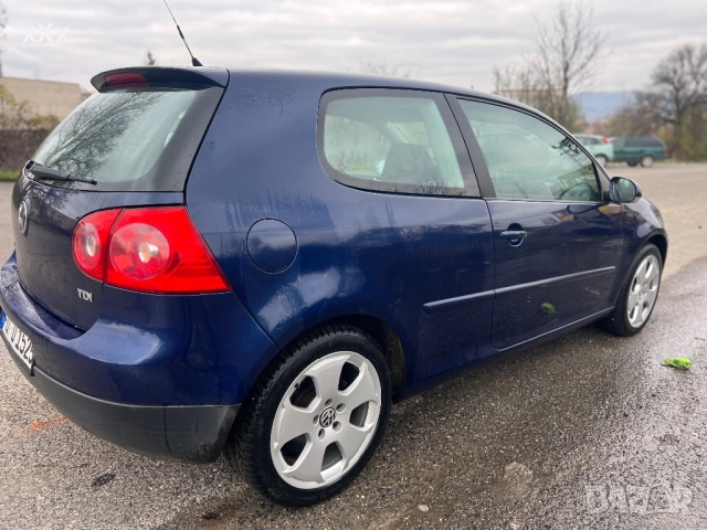 VW Golf 5 1.9 TDI Automatic, снимка 4 - Автомобили и джипове - 52976803