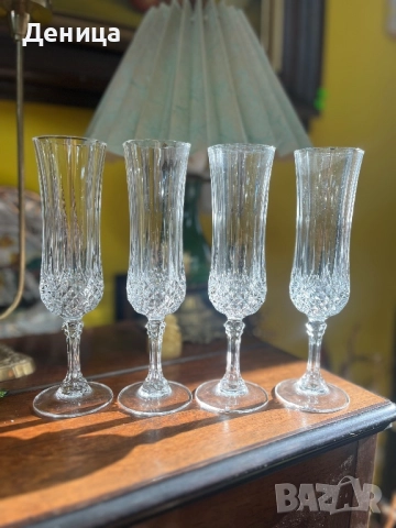Френски кристални чаши за шампанско 4 броя -20.5  см височина  Цена-40 лв